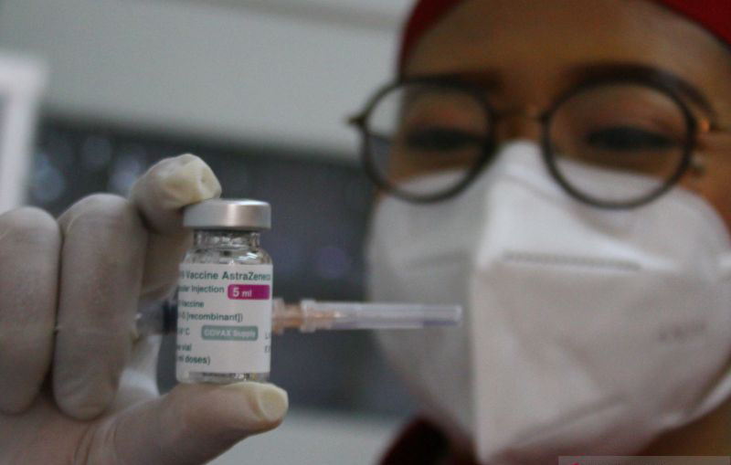 59.411.498 penduduk mendapatkan vaksinasi dosis lengkap 59.411.498 penduduk mendapatkan vaksinasi dosis lengkap