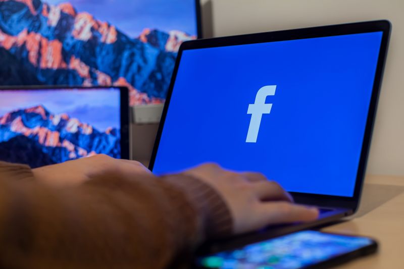 Kronologi lengkap tumbangnya layanan Facebook, WhatsApp dan Instagram Kronologi lengkap tumbangnya layanan Facebook, WhatsApp dan Instagram