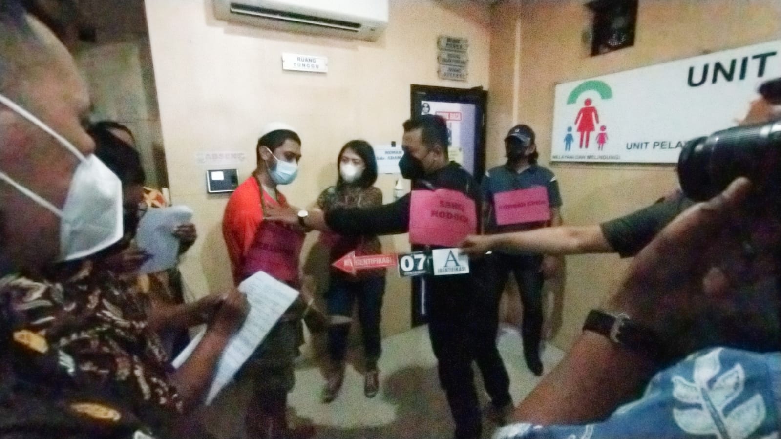 Rekonstruksi pembunuhan anggota TNI Serma Yorhan Lopo digelar Rekonstruksi pembunuhan anggota TNI Serma Yorhan Lopo digelar