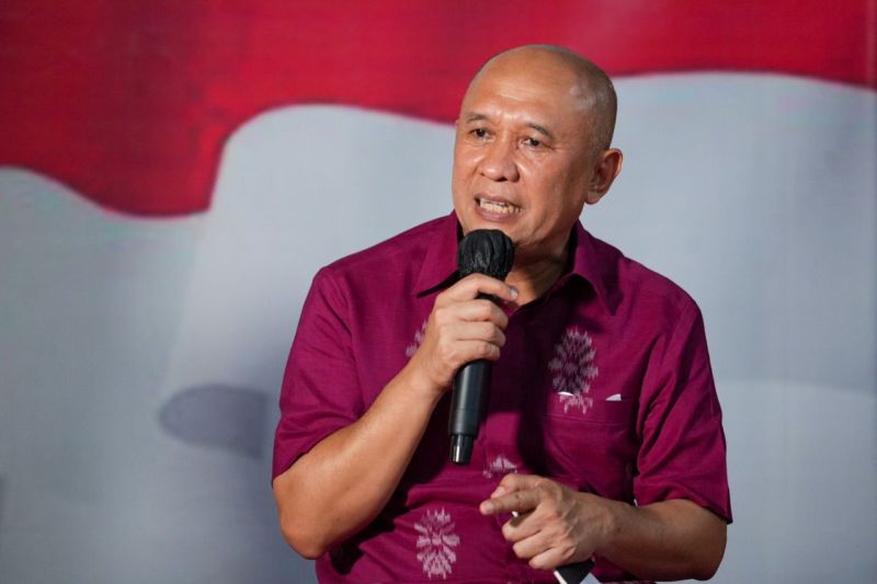 Menkop Teten ajak pedagang mie dan bakso berjualan secara online Menkop Teten ajak pedagang mie dan bakso berjualan secara online