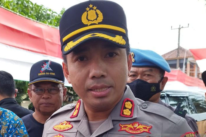 Polres Cianjur minta pengguna jalan waspada saat lewati Jalur Puncak Polres Cianjur minta pengguna jalan waspada saat lewati Jalur Puncak