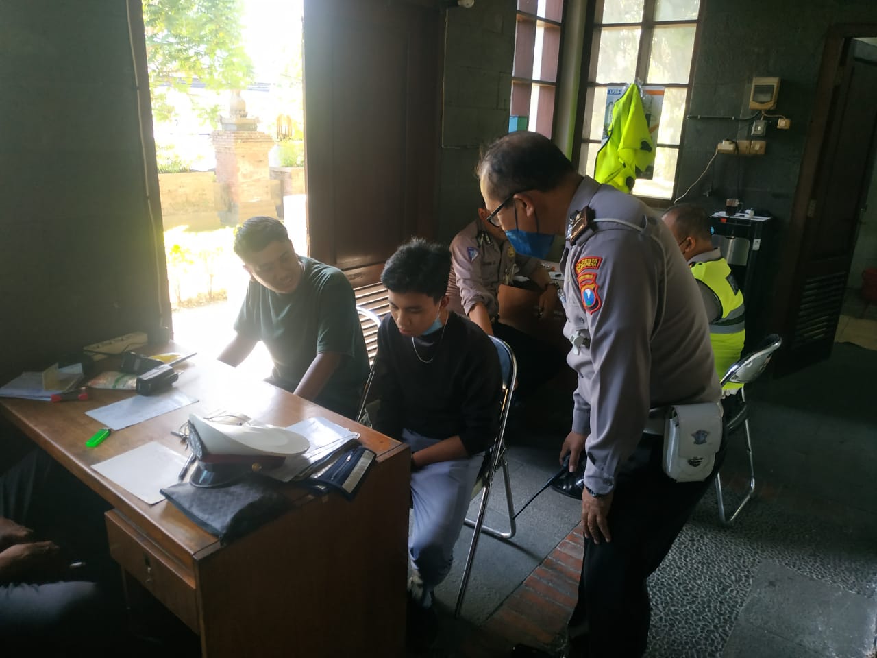  Polisi gagalkan upaya bunuh diri pelajar  Polisi gagalkan upaya bunuh diri pelajar