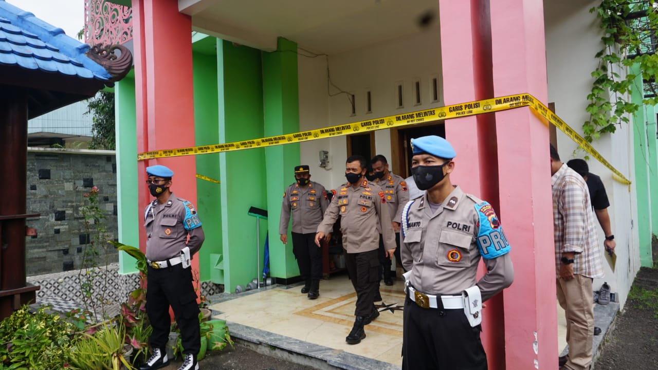 Polda Jateng gerebek judi online terbesar di Jateng di Purbalingga Polda Jateng gerebek judi online terbesar di Jateng di Purbalingga