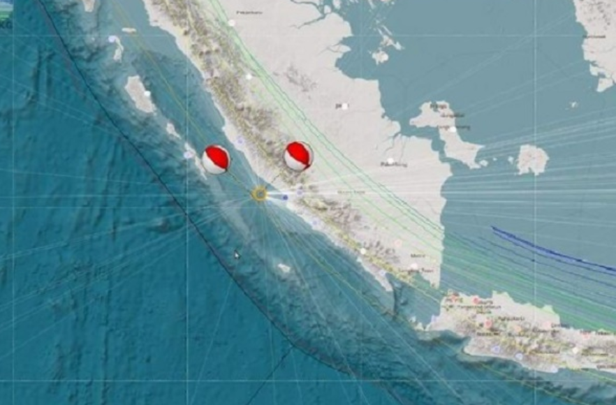 13 Agustus 2017: Gempa besar guncang Bengkulu 13 Agustus 2017: Gempa besar guncang Bengkulu