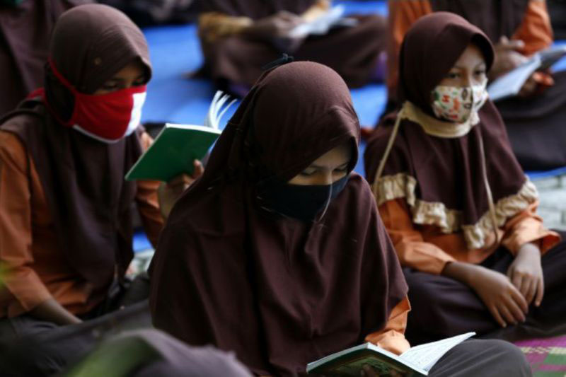 Disdikpora DIY: SMAN 1 Banguntapan bantah paksa siswi pakai jilbab Disdikpora DIY: SMAN 1 Banguntapan bantah paksa siswi pakai jilbab