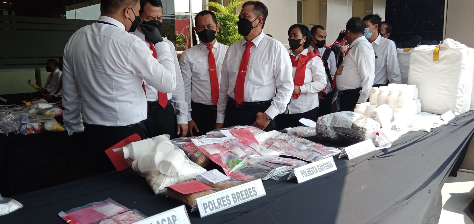 Polda Jateng ungkap peredaran narkoba jaringan lokal hingga Afrika Polda Jateng ungkap peredaran narkoba jaringan lokal hingga AfrikaÂ