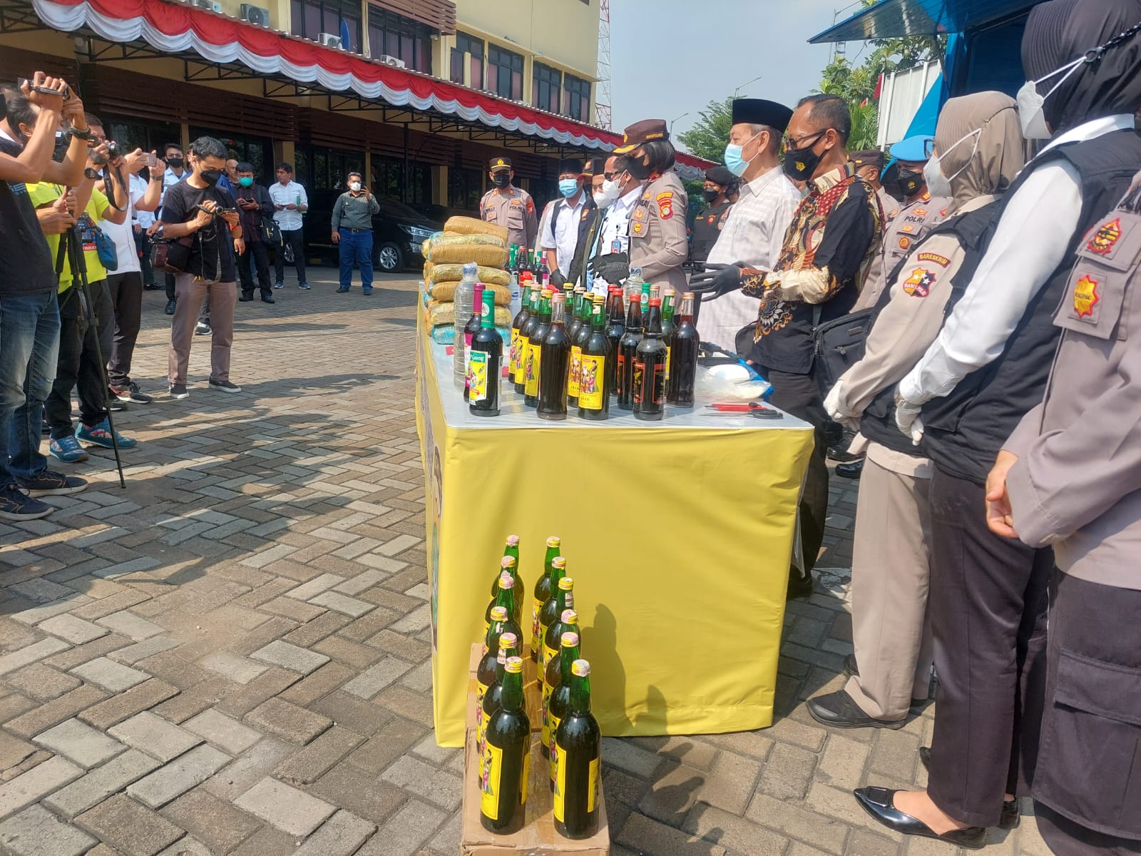 Polres Pelabuhan Jakarta Utara amankan 13 tersangka kasus narkotika
