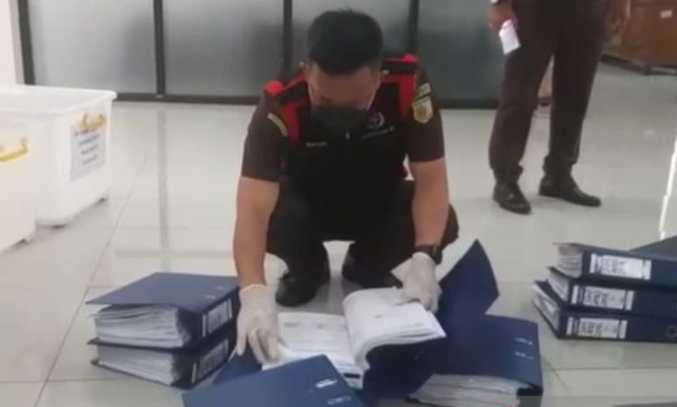 Kejari geledah Kantor Bawaslu Sumsel terkait dugaan korupsi