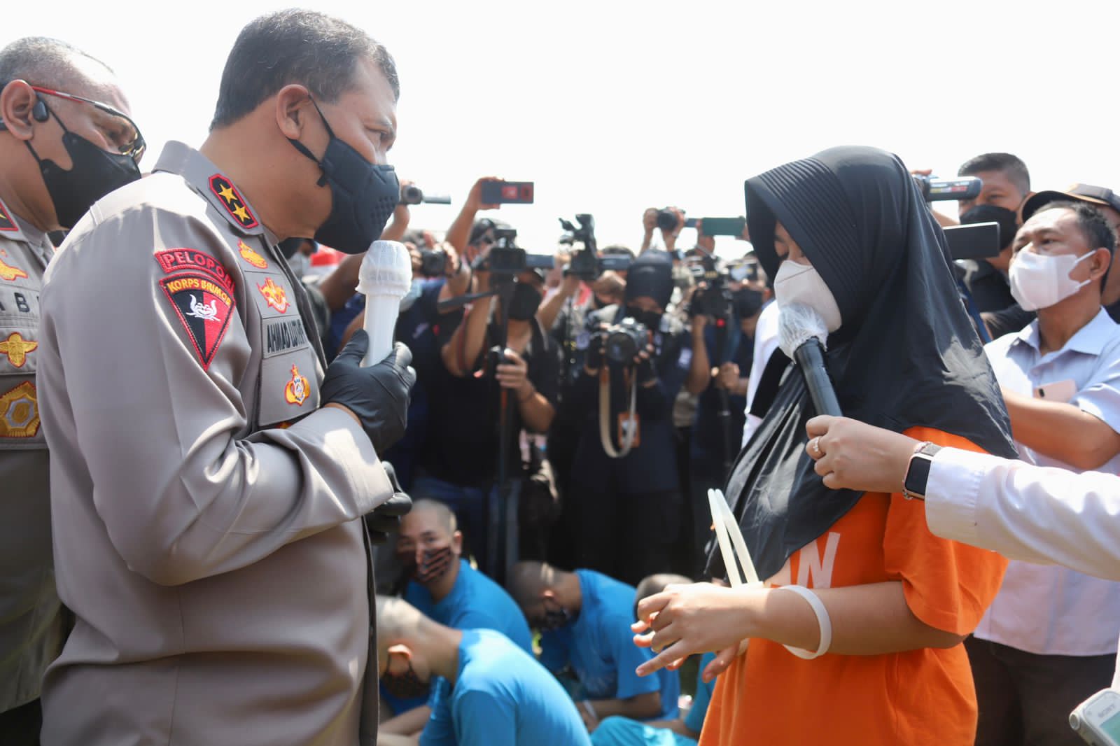 Gadis selebgram endorse situs judi, ditangkap polisi Gadis selebgram endorse situs judi, ditangkap polisi