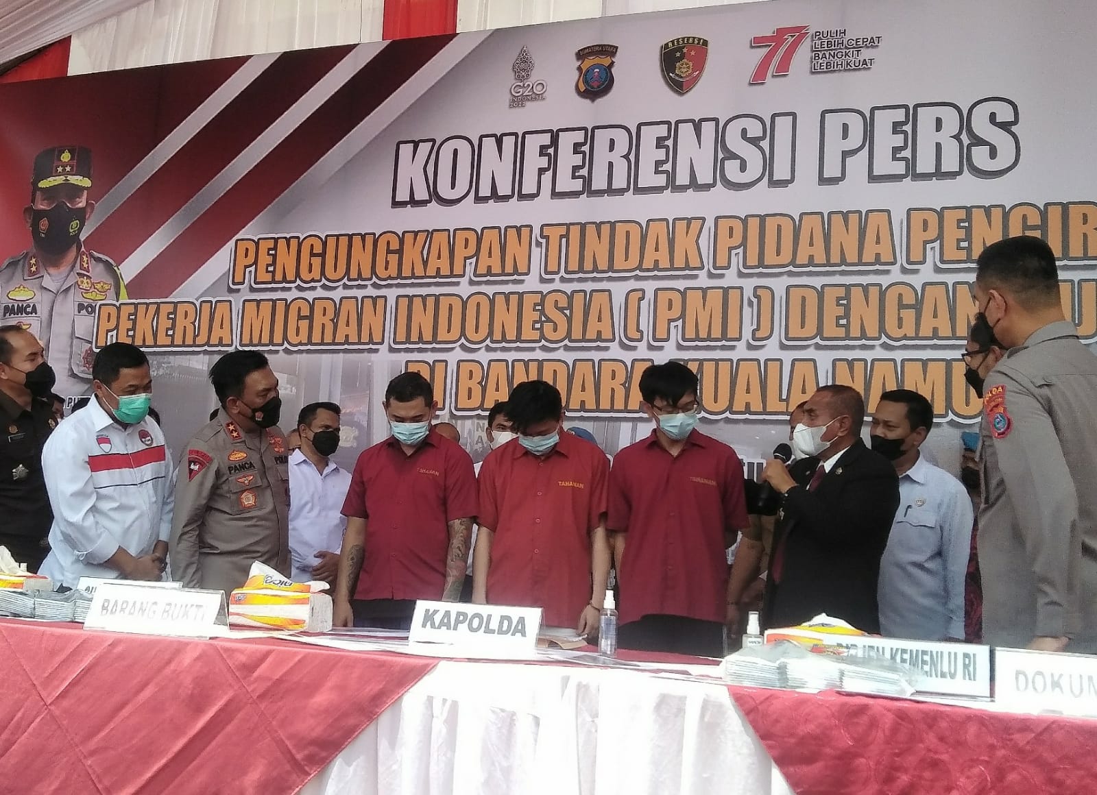 Usai jalani pemeriksaan, 212 PMI ilegal dipulangkan ke daerah asal Usai jalani pemeriksaan, 212 PMI ilegal dipulangkan ke daerah asal
