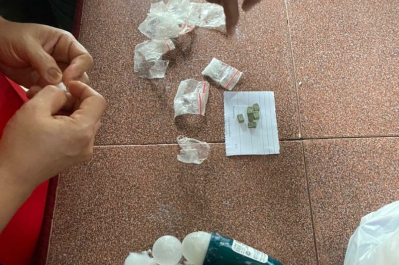 Rutan Bengkayang gagalkan penyelundupan narkotika dalam Deodoran