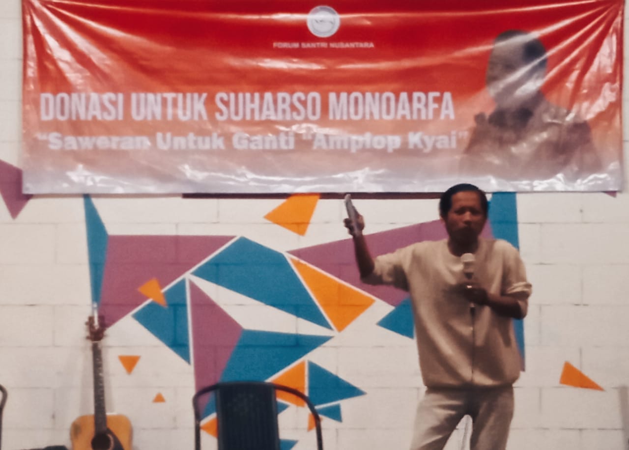 Soal amplop kiai, Suharso Monoarfa dikecam, santri nusantara galang <i>saweran</i> Soal amplop kiai, Suharso Monoarfa dikecam, santri nusantara galang <i>saweran</i>
