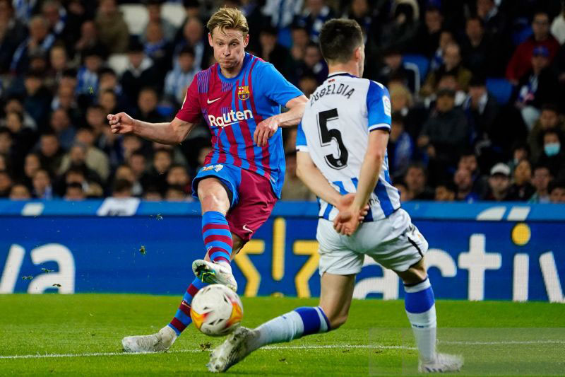 Manchester United siapkan tawaran terakhir untuk Frenkie de Jong