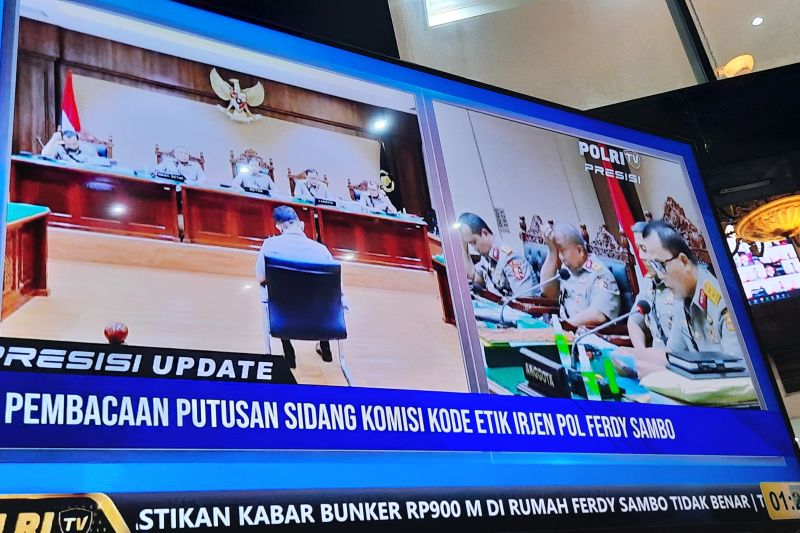 Sidang putusan komisi kode etik Ferdy Sambo berlanjut Jumat dini hari