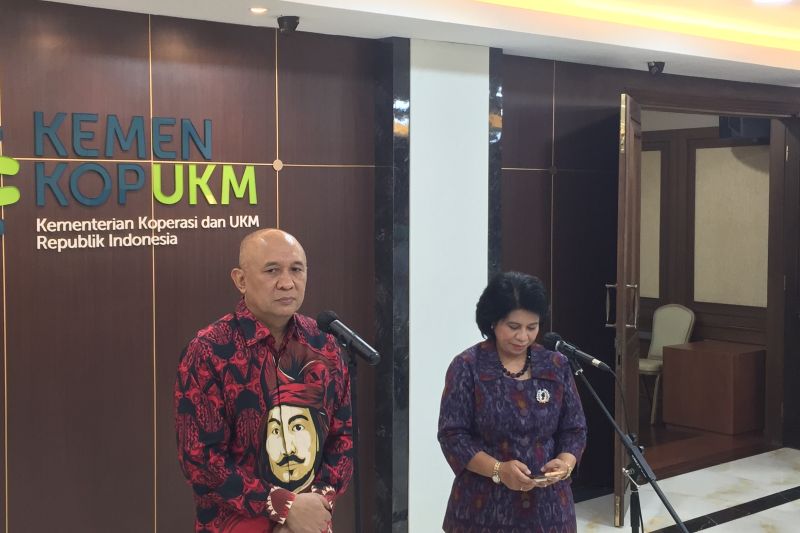 Teten perkirakan harga minyak makan merah bisa hingga Rp9 ribu Teten perkirakan harga minyak makan merah bisa hingga Rp9 ribu