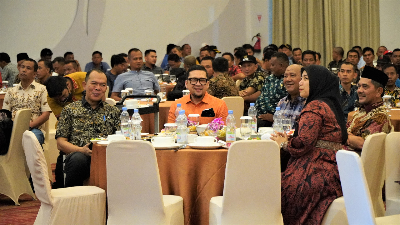 Plt Bupati Langkat tegaskan sinergitas dan pembangunan dengan kepala desa Plt Bupati Langkat tegaskan sinergitas dan pembangunan dengan kepala desa