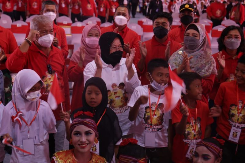 Mensos Risma minta anak Indonesia tidak melakukan perundungan Mensos Risma minta anak Indonesia tidak melakukan perundungan