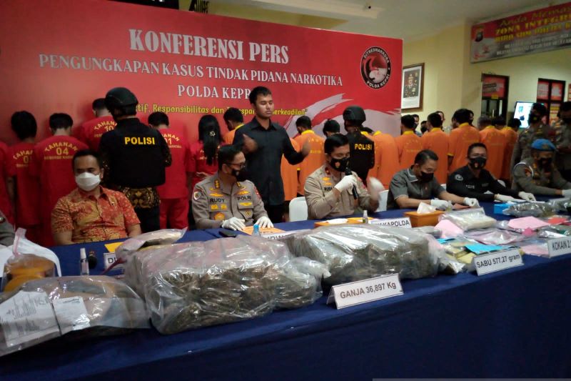 Polda Kepri tangkap 334 pelaku penyalahgunaan narkoba dalam 8 bulan