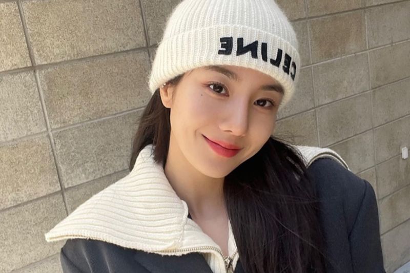 Hari ini, Kwon Eun Bi IZ*ONE rilis mini album solonya Color