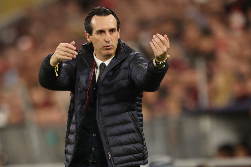Unai Emery bungkam kritik terhadap timnya