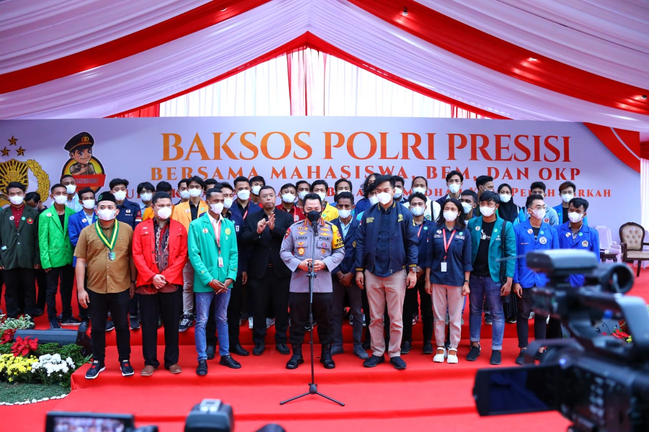 Bagikan Baksos, Kapolri minta mahasiswa dan pemuda terus berkontribusi untuk bangsa Bagikan Baksos, Kapolri minta mahasiswa dan pemuda terus berkontribusi untuk bangsa