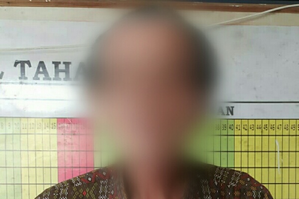 Polisi amankan terduga pelaku persetubuhan anak di Minahasa Selatan Polisi amankan terduga pelaku persetubuhan anak di Minahasa Selatan