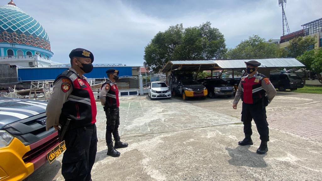 Aktivitas warga meningkat, tim URC Siagam Polres Lhokseumawe gelar patroli Aktivitas warga meningkat, tim URC Siagam Polres Lhokseumawe gelar patroli
