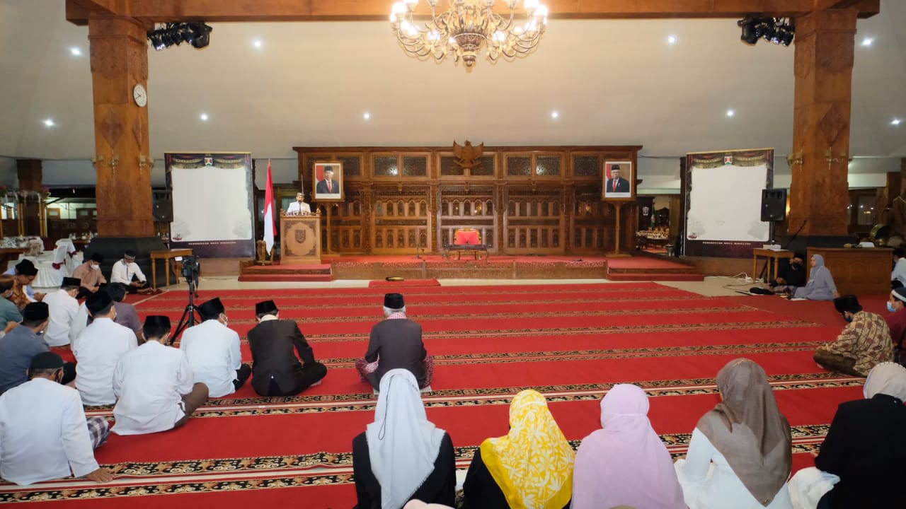 Peringatan Nuzulul Quran wahana nyawiji Pemkot Magelang dan ulama Peringatan Nuzulul Quran wahana nyawiji Pemkot Magelang dan ulama