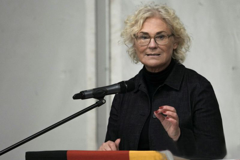 Menhan Jerman: EU harus bahas larangan impor gas Rusia Menhan Jerman: EU harus bahas larangan impor gas Rusia