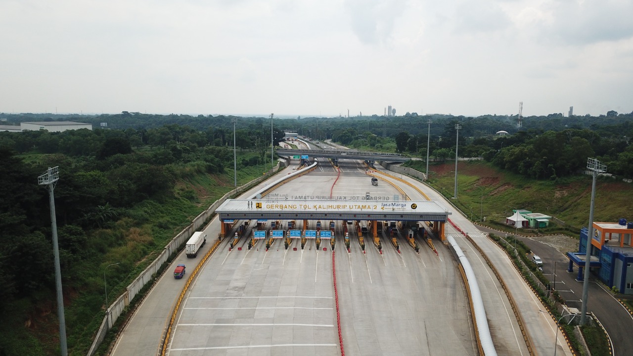 Dampak one way km 47 Tol Jakarta-Cikampek, Jasa Marga lakukan pengalihan lalu lintas Dampak one way km 47 Tol Jakarta-Cikampek, Jasa Marga lakukan pengalihan lalu lintas