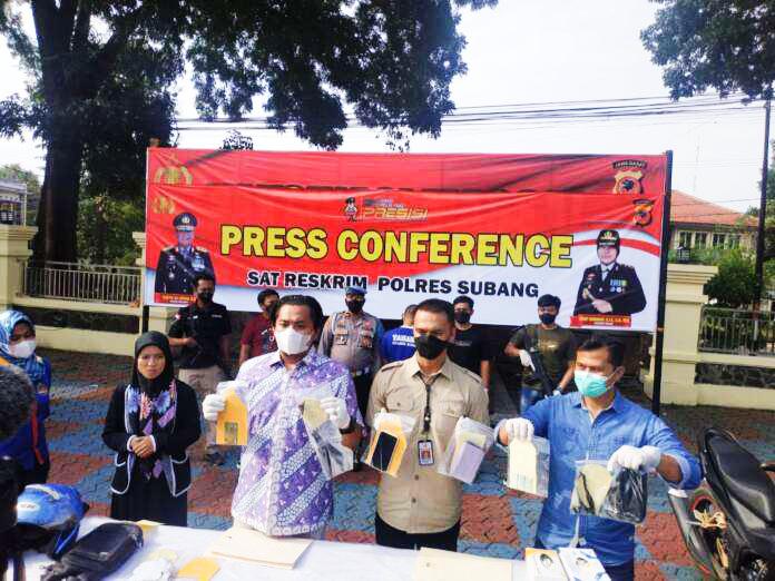 Sateskrim Polres Subang ringkus pelaku penjambretan Sateskrim Polres Subang ringkus pelaku penjambretan