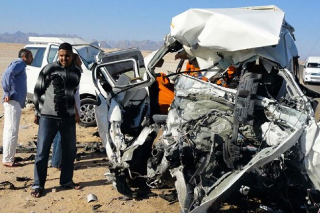 Kecelakaan bus di Mesir tewaskan 10 orang Kecelakaan bus di Mesir tewaskan 10 orang
