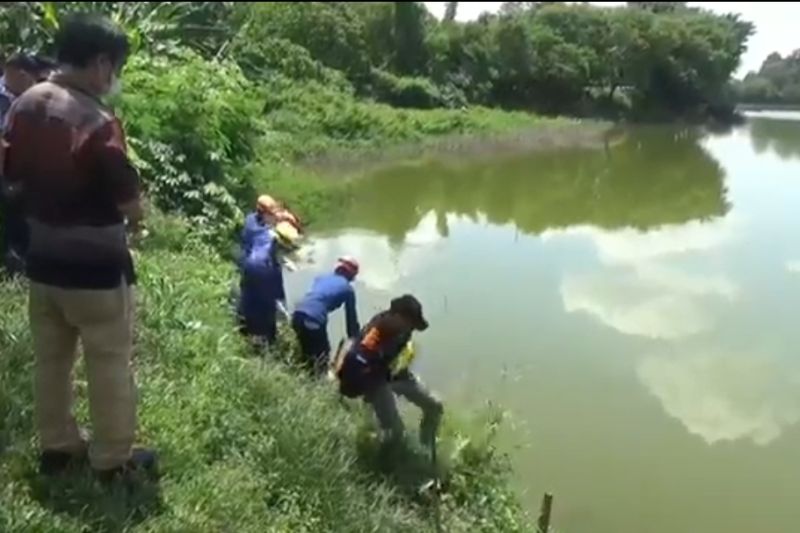 Penemuan jenazah tanpa identitas di Danau Cibubur gegerkan warga