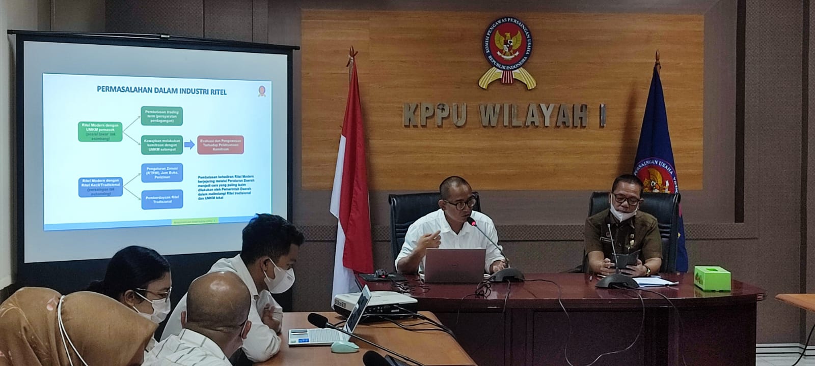 KPPU minta stakeholder dukung pemasaran produk UMKM di pusat perbelanjaan dan ritel KPPU minta stakeholder dukung pemasaran produk UMKM di pusat perbelanjaan dan ritel
