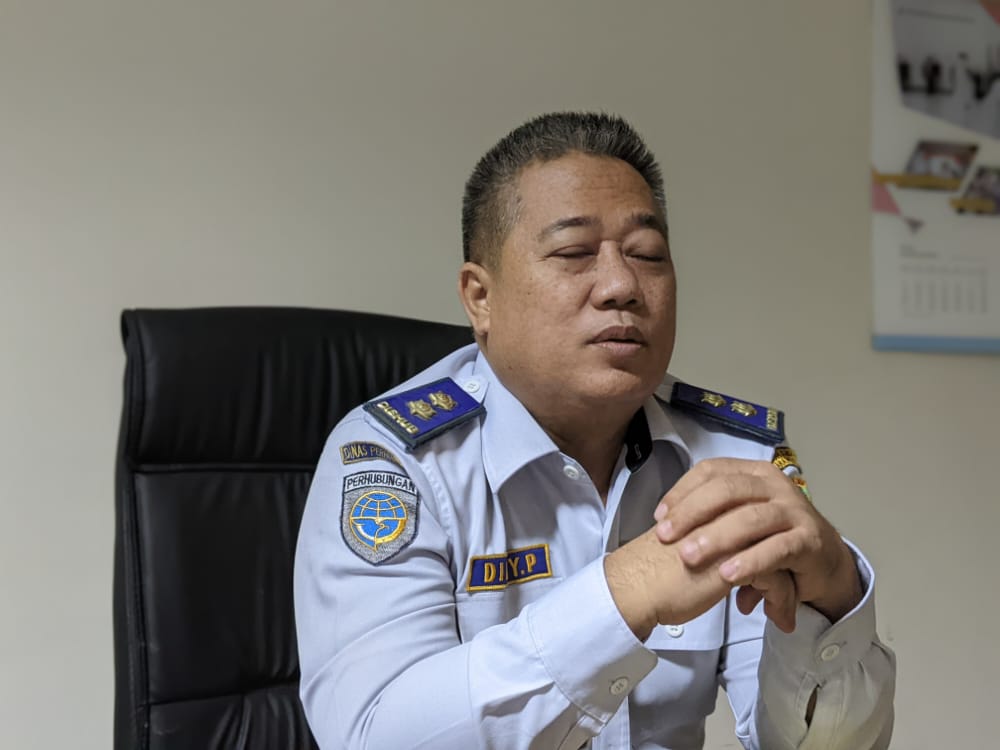 Dishub tutup 39 putaran dan belokan di Karawang Dishub tutup 39 putaran dan belokan di Karawang