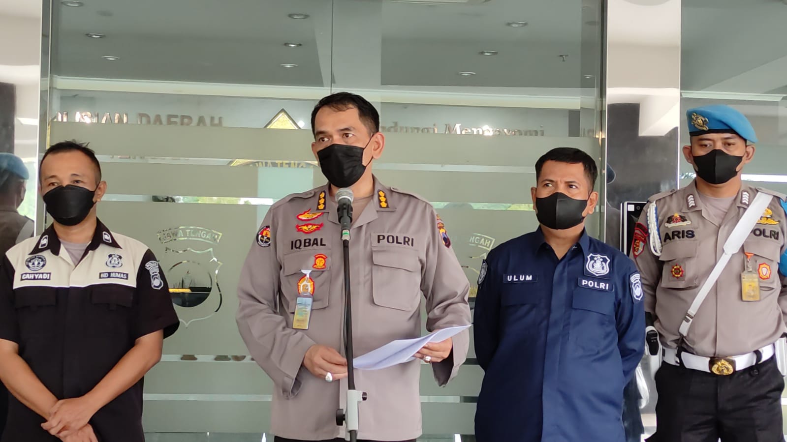 Resmob Polresta Surakarta tembak oknum polisi Wonogiri otak komplotan pemeras Resmob Polresta Surakarta tembak oknum polisi Wonogiri otak komplotan pemeras
