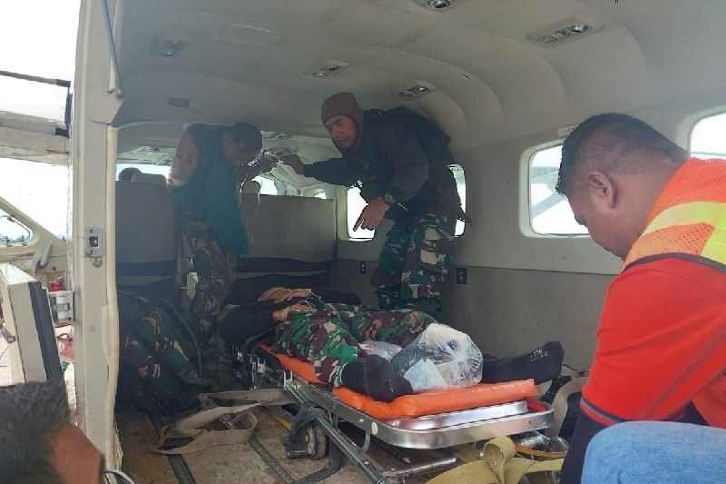 Dua prajurit Yonif R 408/SBH tertembak saat dihadang KKB Dua prajurit Yonif R 408/SBH tertembak saat dihadang KKB