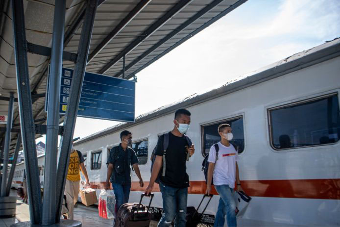 KAI mulai berlakukan aturan baru naik KA jarak jauh