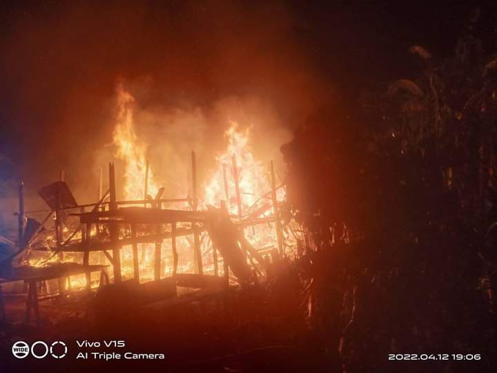 Api lalap rumah di Buton hingga rata dengan tanah