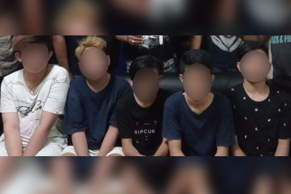 Polresta Manado amankan lima pelaku penganiayaan hingga tewaskan korban Polresta Manado amankan lima pelaku penganiayaan hingga tewaskan korban
