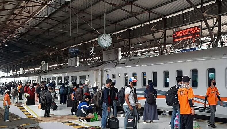 KAI Purwokerto siapkan satu KA tambahan saat arus mudik KAI Purwokerto siapkan satu KA tambahan saat arus mudik