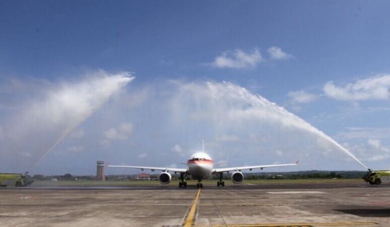 Indonesia buka lagi penerbangan internasional di empat bandara