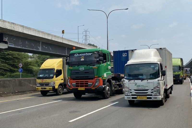 Jasa Marga imbau pemudik tak singgah dalam waktu lama di rest area tol
