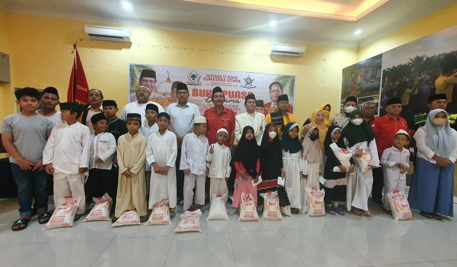 Soksi Sumut: Ramadan momentum saling berbagi pada sesama yang membutuhkan Soksi Sumut: Ramadan momentum saling berbagi pada sesama yang membutuhkan