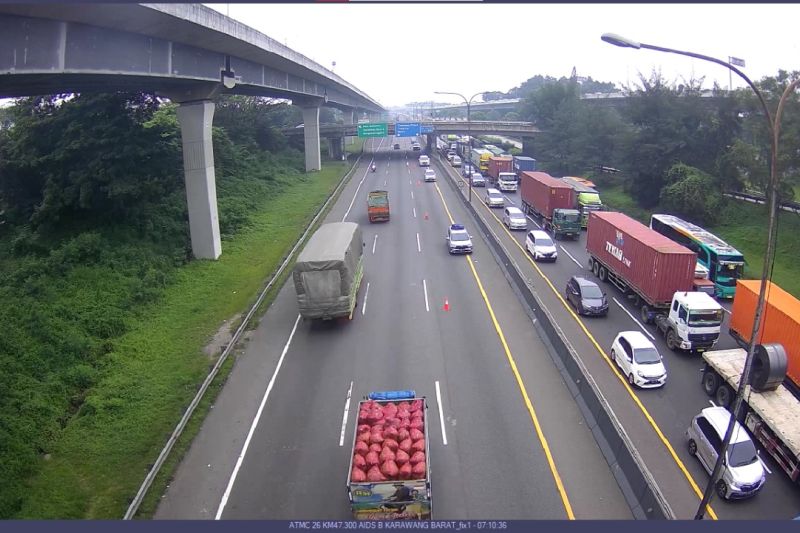 Polri mulai berlakukan contraflow di KM 47 Tol Jakarta-Cikampek
