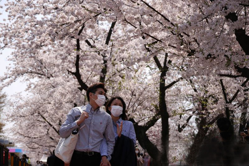 Korsel cabut hampir semua aturan COVID-19