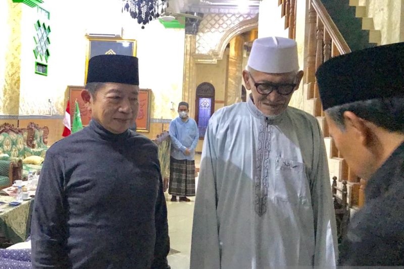 Ketum PPP bersilaturahim ke Rais Aam PBNU bahas keumatan bangsa Ketum PPP bersilaturahim ke Rais Aam PBNU bahas keumatan bangsa