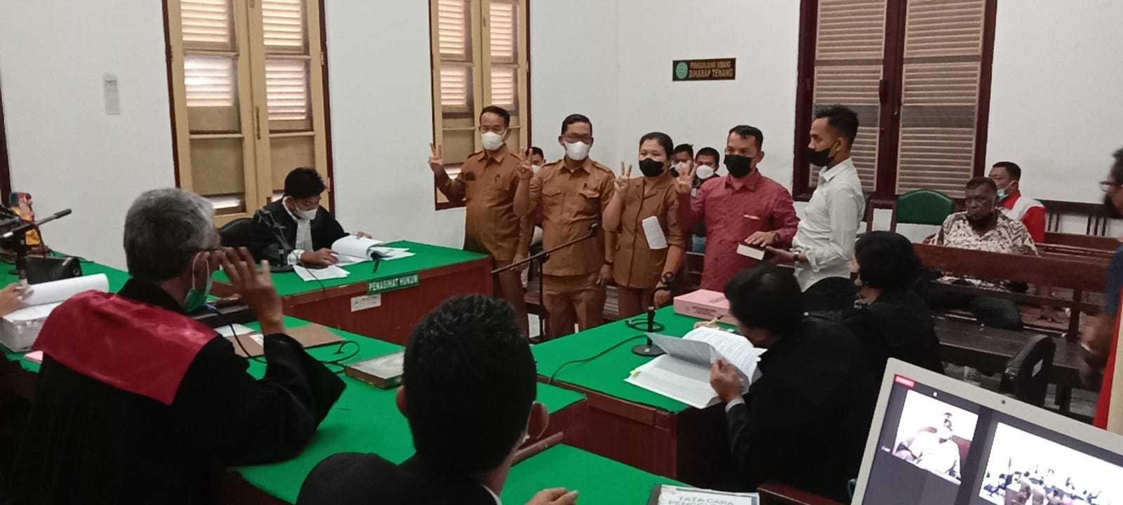 Dugaan korupsi Dana BOS, tiga guru SMAN 8 Medan beberkan terdakwa tidak terbuka soal anggaran Dugaan korupsi Dana BOS, tiga guru SMAN 8 Medan beberkan terdakwa tidak terbuka soal anggaran