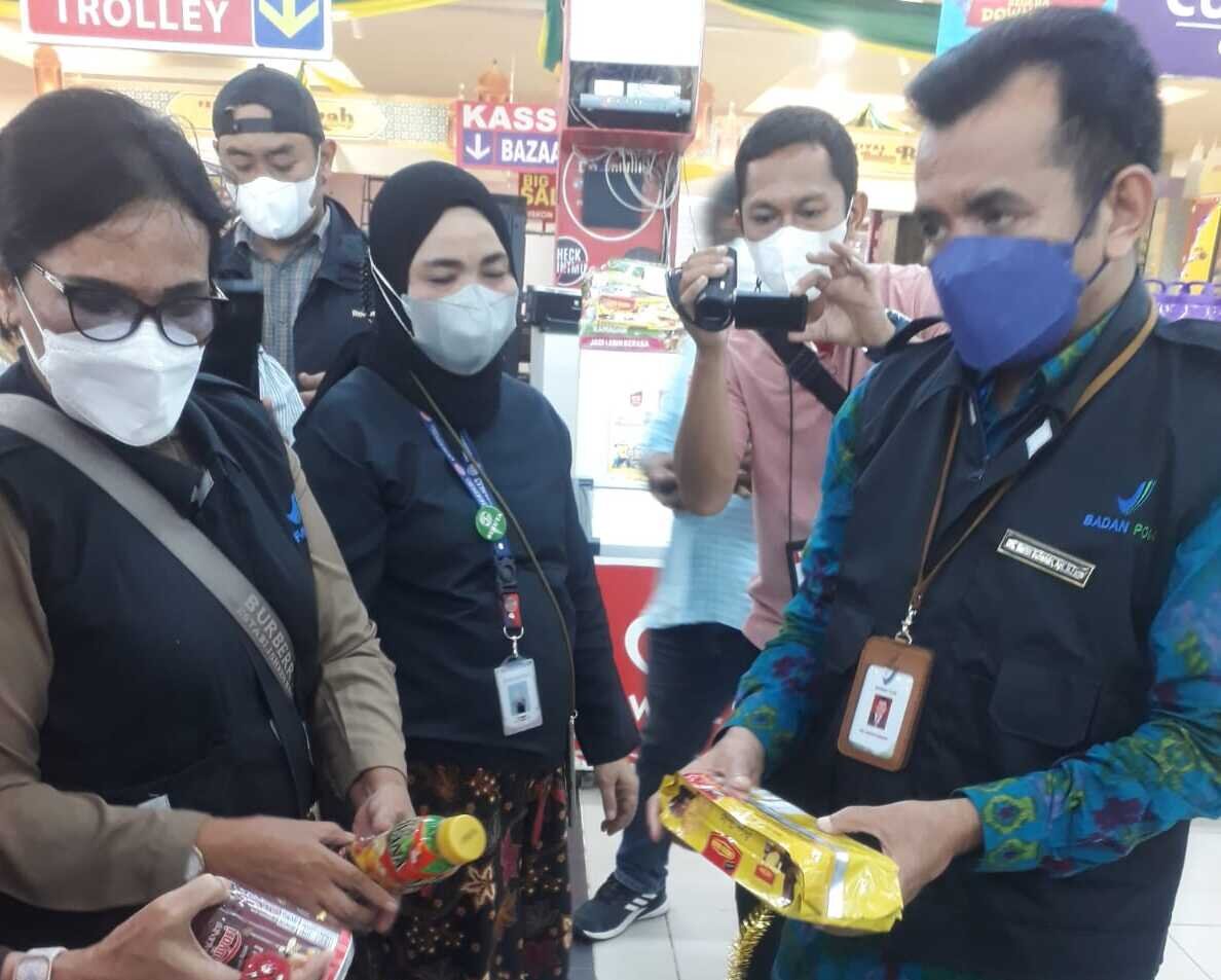 Sidak, BBPOM kembali temukan produk makanan di supermarket Deli Serdang Sidak, BBPOM kembali temukan produk makanan di supermarket Deli Serdang
