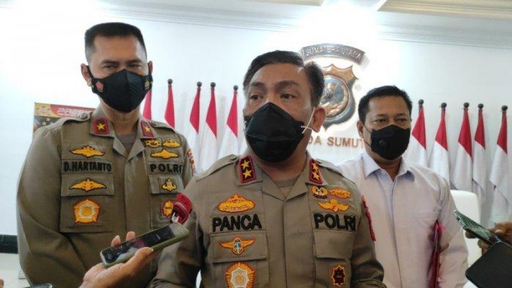 Polda Sumut tetapkan Bupati Langkat nonaktif tersangka kasus kerangkeng manusia Polda Sumut tetapkan Bupati Langkat nonaktif tersangka kasus kerangkeng manusia